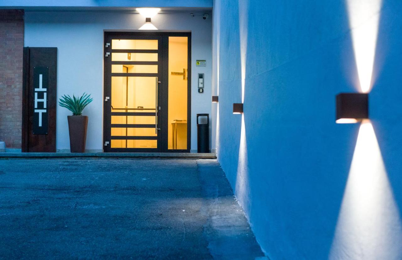 Turinhometown Apartahotel